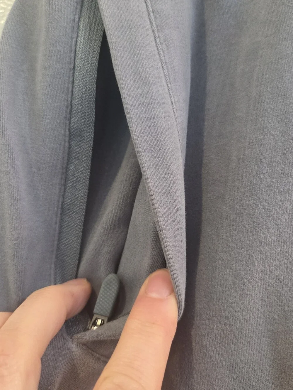 Alphalete Men's Gray Jogger Pants with Drawstring